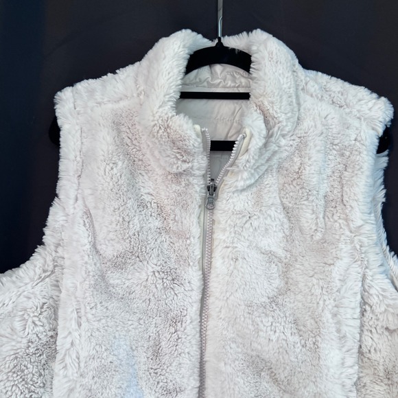 Nicole‎ Miller Elegant Faux Fur Cream Reversible Vest Sleeveless Pockets Large - Picture 4 of 10